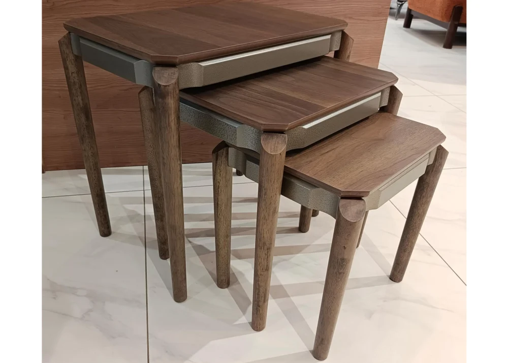 GIZA NEST OF STOOLS