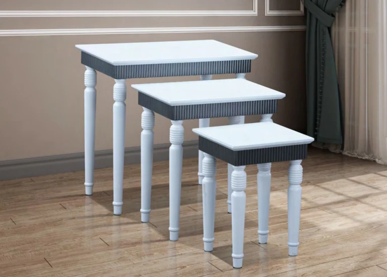 HILTON NEST OF STOOLS
