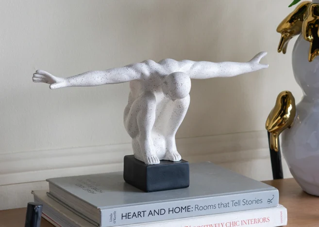 GYMNAST FIGURINE (B5508)