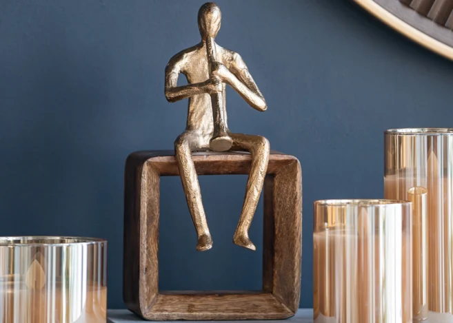 MUSICIAN FIGURE (77760)