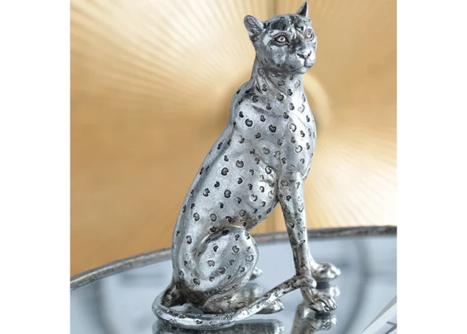 SITTING LEOPARD (77601)