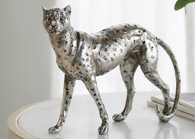 STANDING LEOPARD (77605)