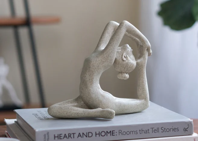 YOGA LADY FIGURINE (B5504)