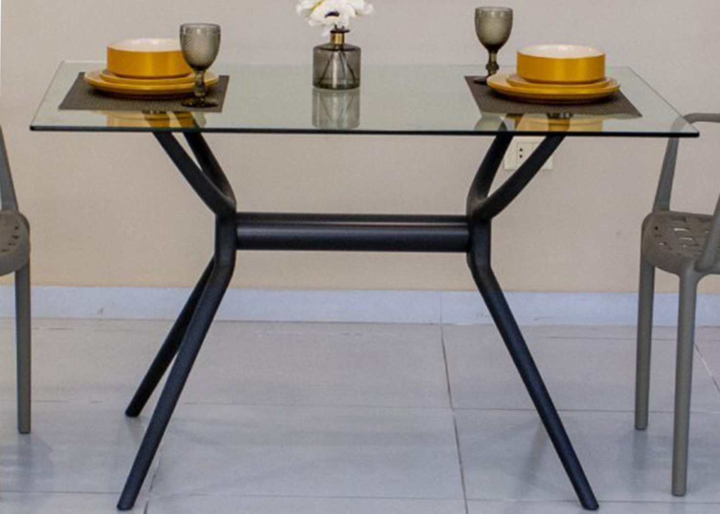 BISTRO TABLE (DG-01-1B)
