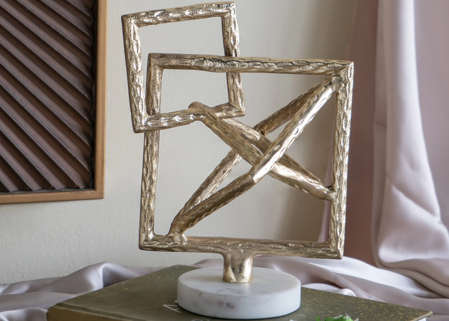 DECORATIVE LINK (D5556)