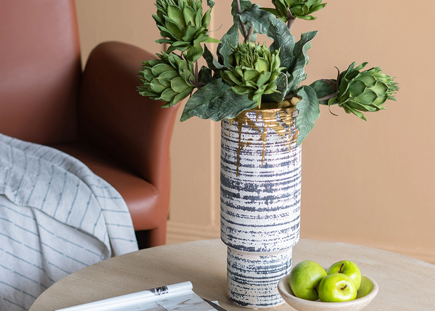 FLOWER VASE (61145)