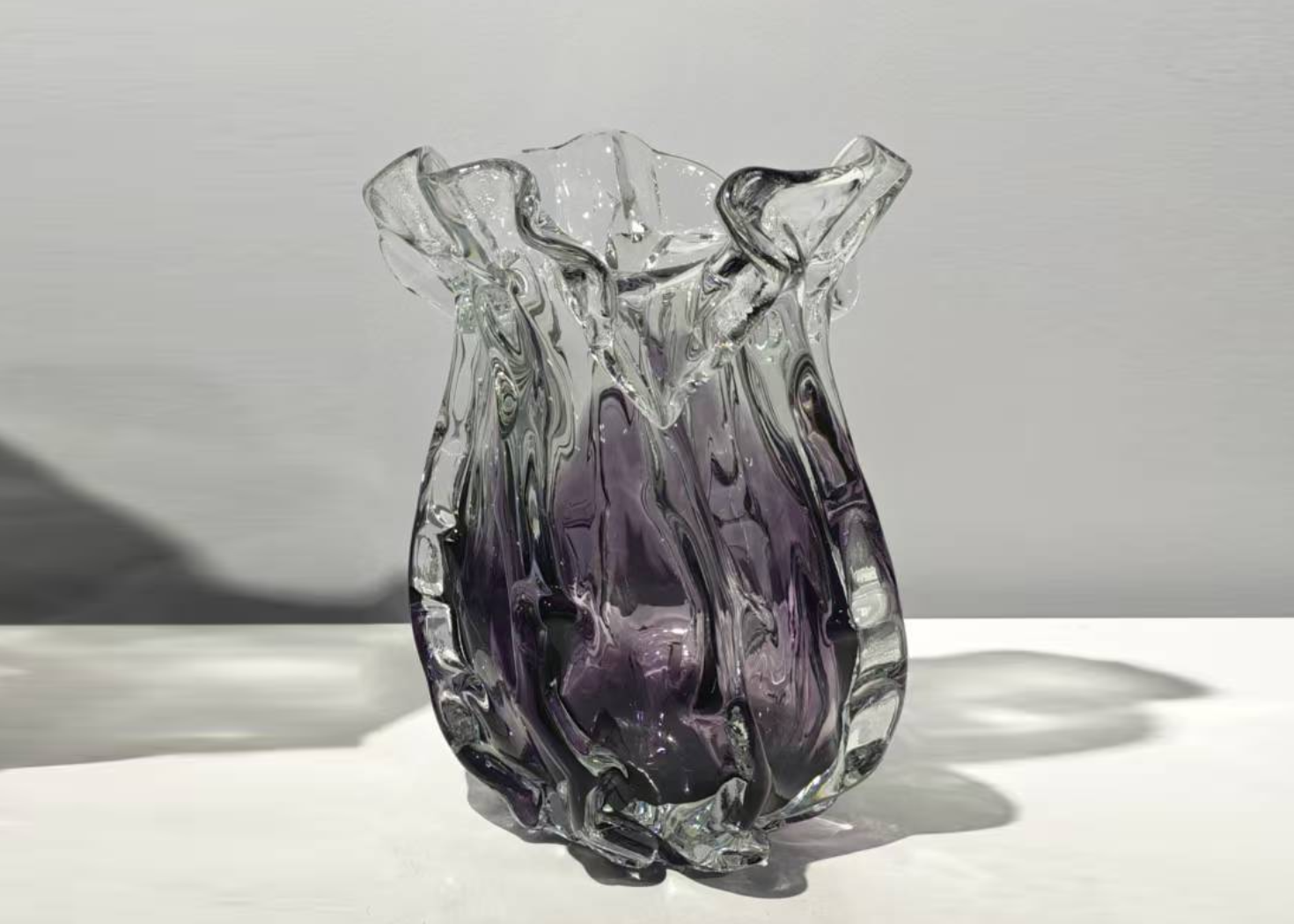 GLASS VASE (K/699)