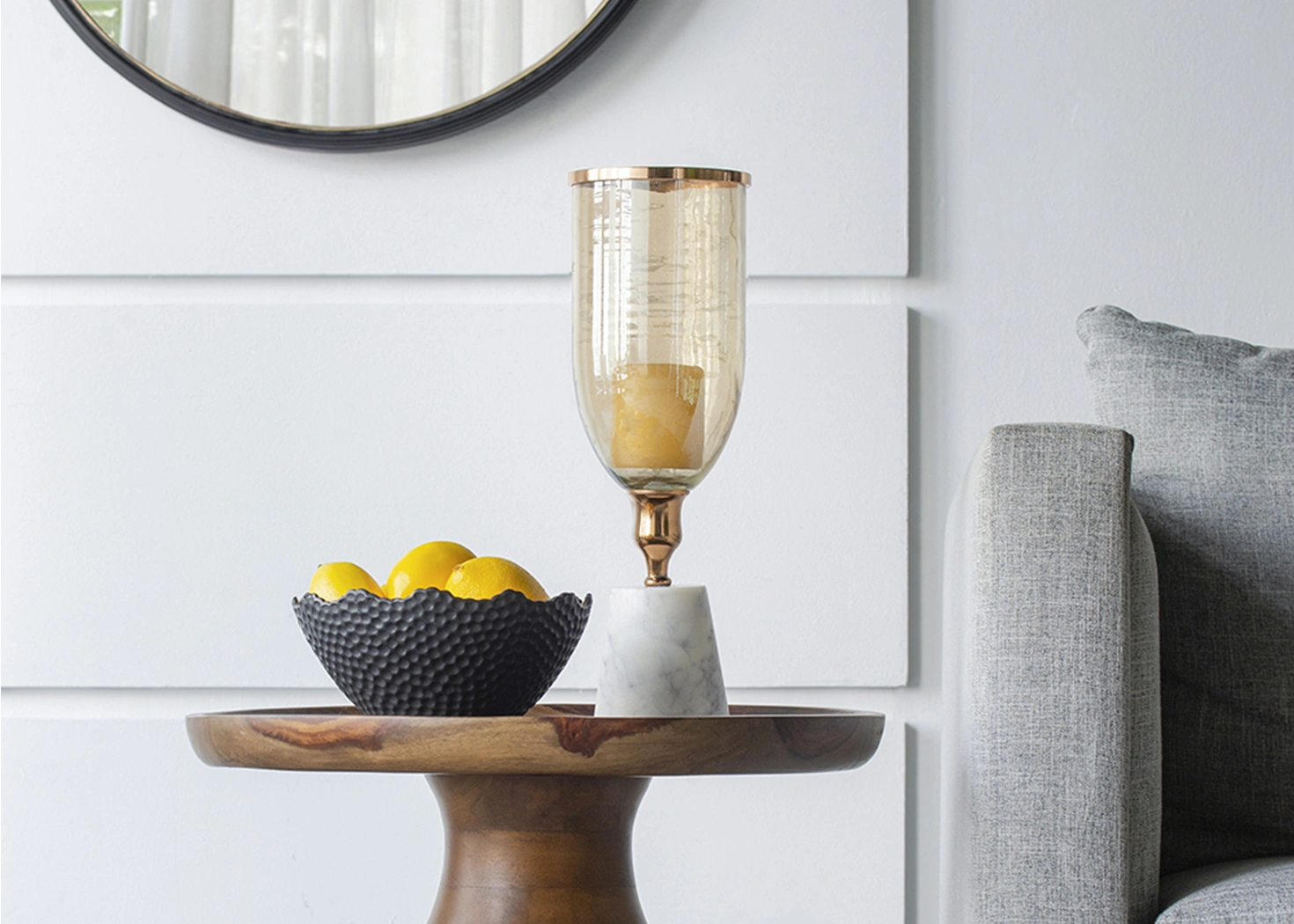 GLASS VASE WITH MARBLE BASE SMALL (48496)