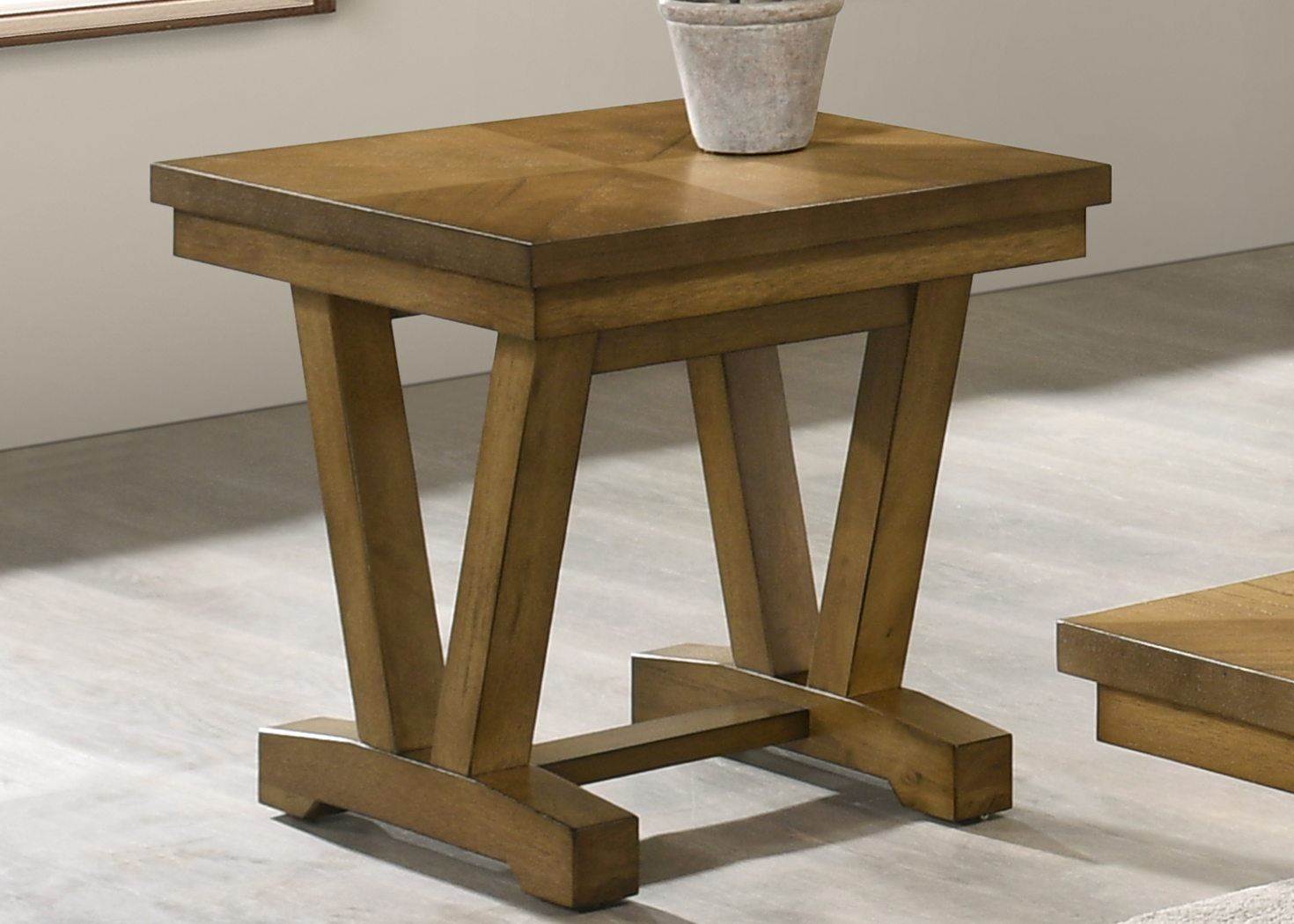 HALLEY END TABLE