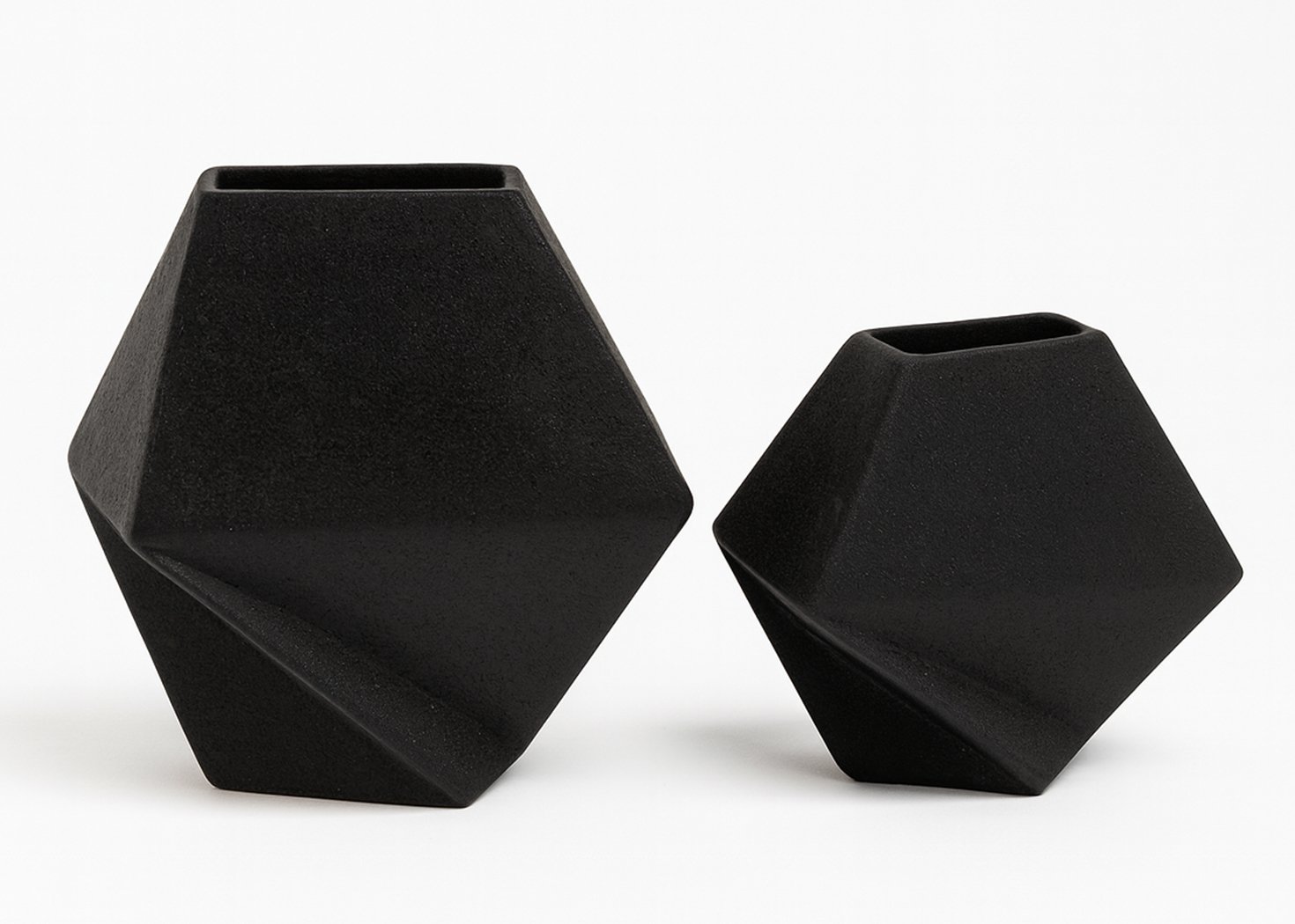 2 PC SET ALUMINIUM RAW CRACKLE VASE (STH-451-L/STH-451-S)